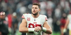 سان فرانسيسكو 49ers ضد لاس فيغاس رايدرز