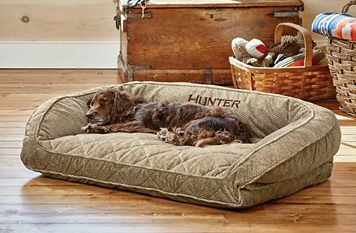 سرير الكلاب Orvis ComfortFill-Eco™ ذو المسند