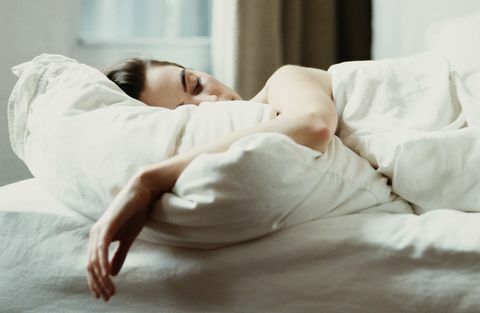 20 طرق لتحسين نومك