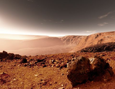 سطح كوكب المريخ - مشهد صحراوي أحمر مترب