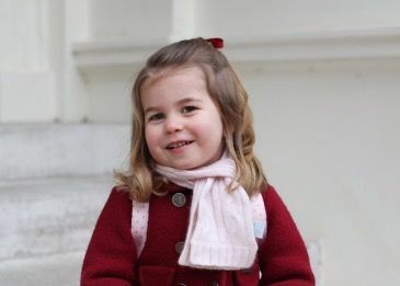 صور حضانة الأميرة شارلوت - صور فوتوغرافية صدرت في اليوم الأول من شارلوت في مدرسة حضانة ويلكوكس