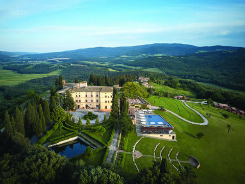  ملكية Belmond Castello di Casole في Casole d'Elsa SI ، إيطاليا